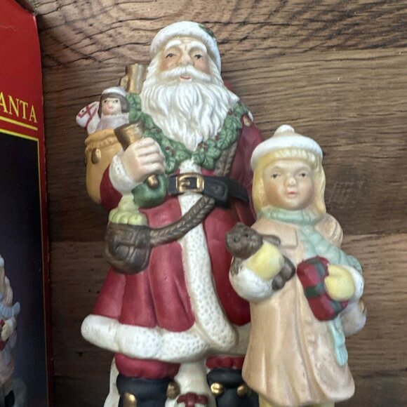 Share The Joy Vintage Musical Porcelain Santa - Picture 3 of 9